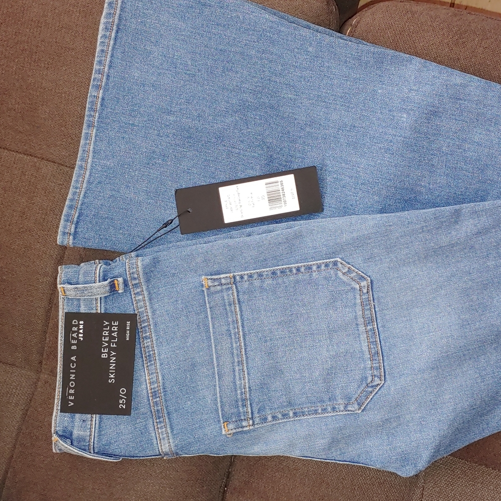 Veronica Beard: Beverly Skinny-Flare Jeans